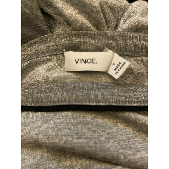 Vince Contrast Sleeve Lightweight Top Size S Round Hem Baseball Gray EUC B90 - Picture 5 of 5